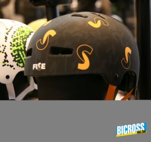 gallery Dossier Eurobike 2014 / Les casques bols
