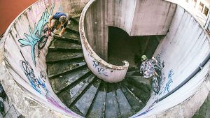 gallery Vidéo / Wallride en colimaçon